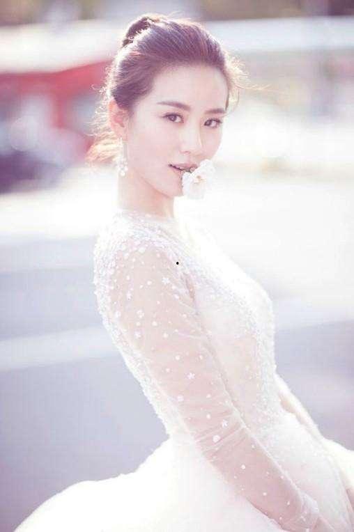 找女明星当老婆,探寻女明星为伴的幸福人生