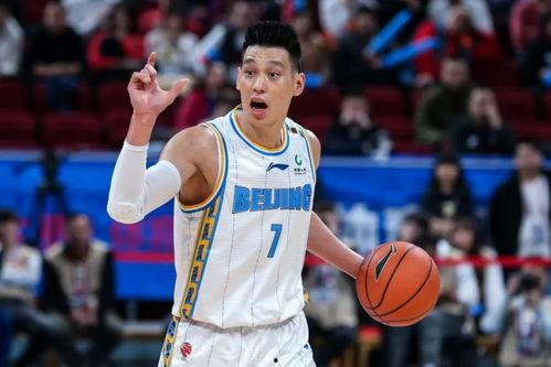 头条cba数据,盘点新赛季亮点与焦点，球队实力对比及球员表现”