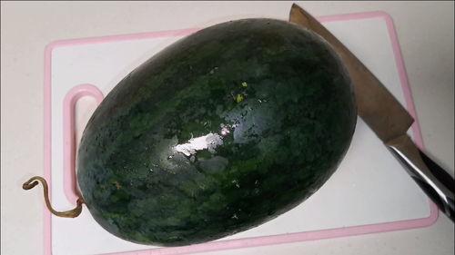 小时候吃瓜方式,那些年我们一起吃瓜的日子