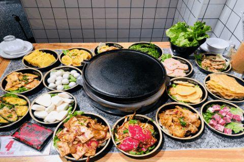 湖南长沙美食抖音网红男,舌尖上的潮流风向标