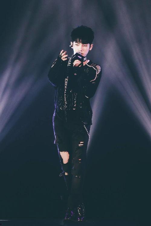 圈内爆料李现迪丽热巴,圈内爆料引热议